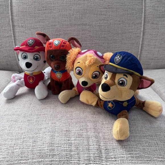 Bundle of 4 Paw Patrol 8” Plush Pup Toys - Picture 10 of 10